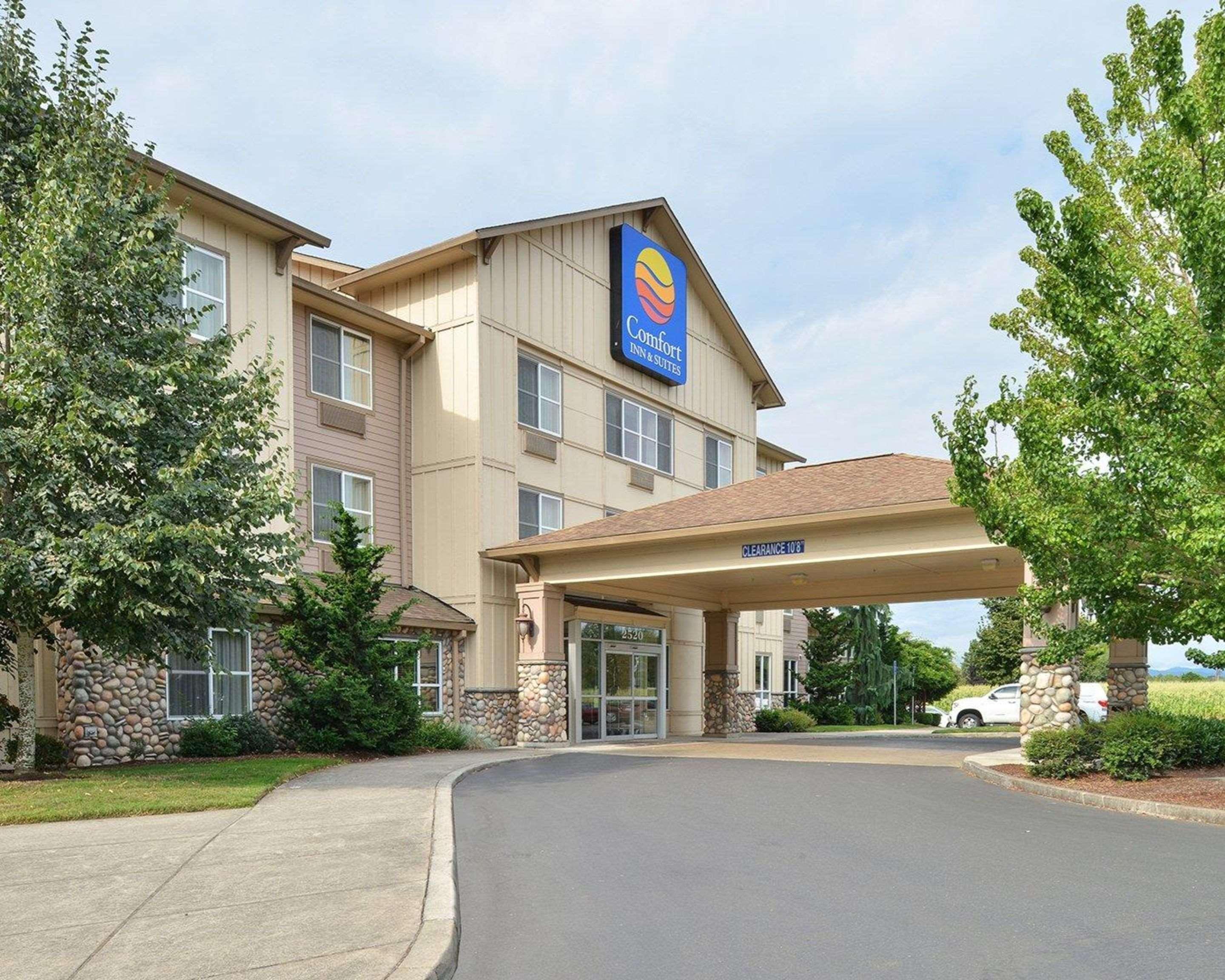 Comfort Inn & Suites Mcminnville Wine Country McMinnville Exterior foto