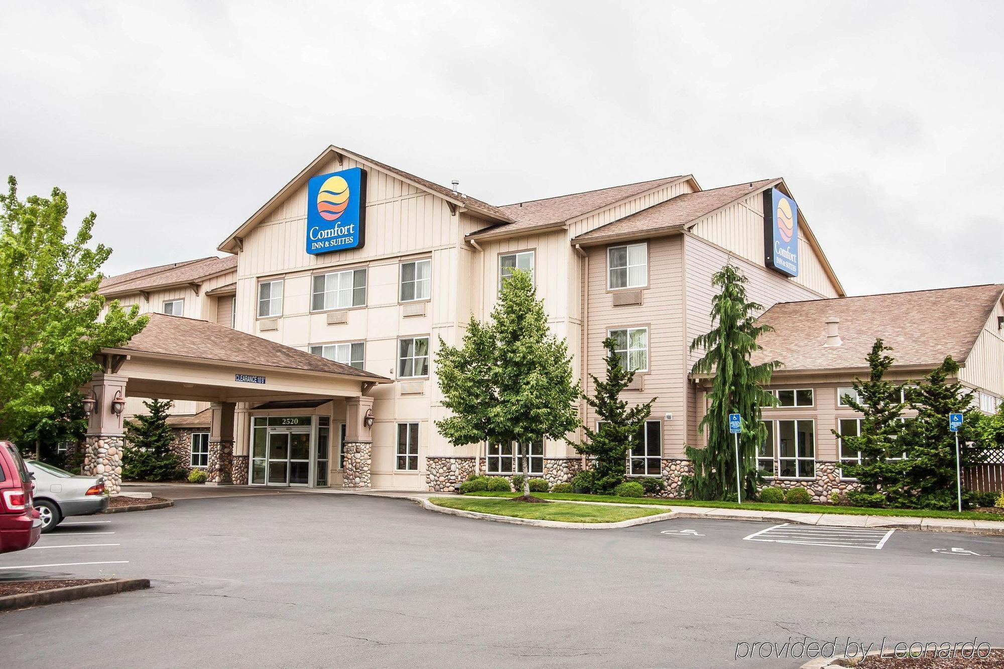 Comfort Inn & Suites Mcminnville Wine Country McMinnville Exterior foto